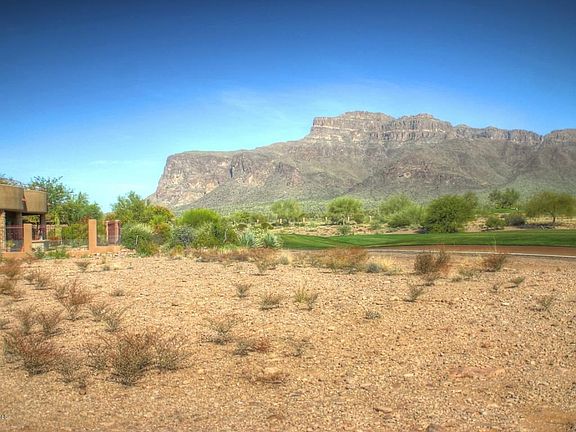 2nd image of 2649 S Pinyon Village Dr