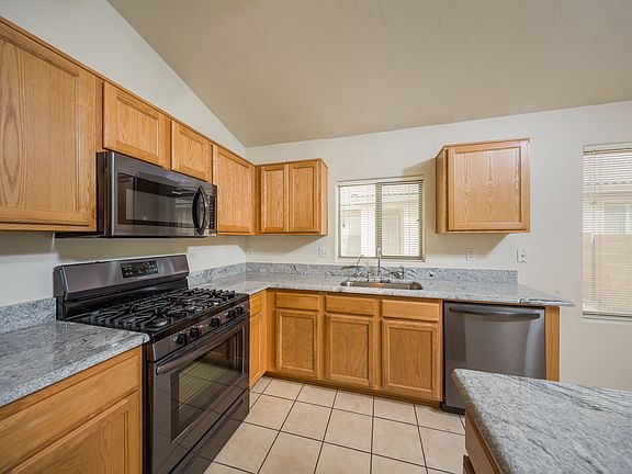 2nd image of 11097 W Prairie Willow Dr