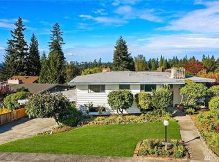 13304 SE 43rd St, Bellevue, WA 98006