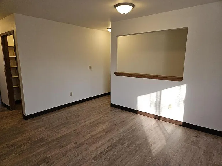 436 Sullivan St #10 — Photo 20