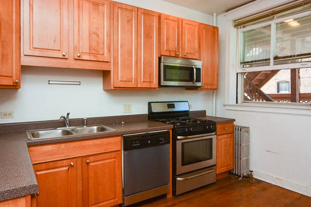 Dreamy 3 Bed, 1 Bath at Logan + Mozart (Logan Square) — Photo 2