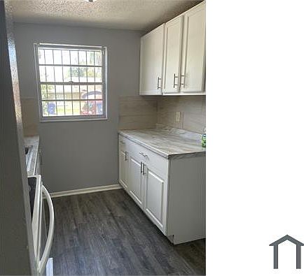 5th image of 925 N Castle Ct #A