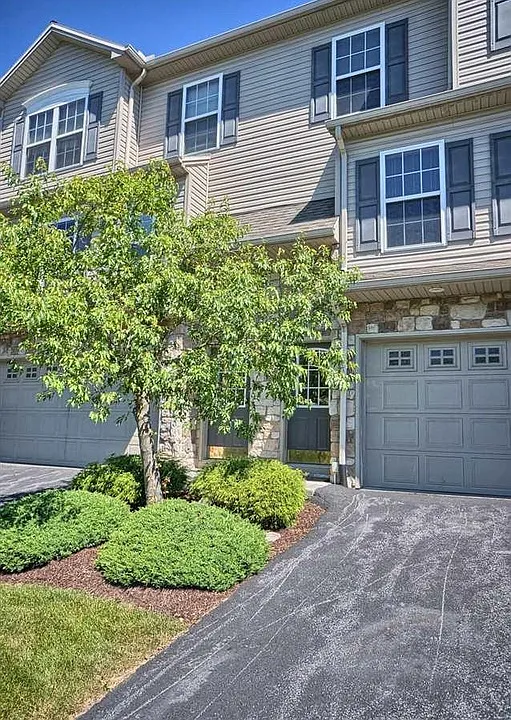 479 Waterleaf Ct