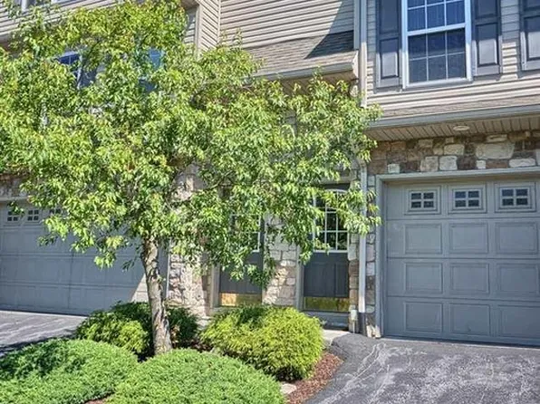 479 Waterleaf Ct, Mechanicsburg, PA 17050