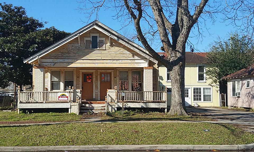 1st image of 901 Cortlandt St