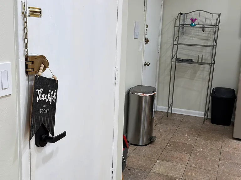 929 S Oak Park Ave #3 — Photo 5