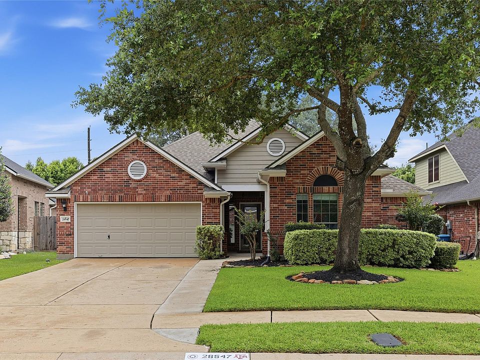 1st image of 28547 Connordale Ln