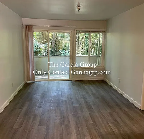 2626 SW Beaverton Hillsdale Hwy #B — Photo 3