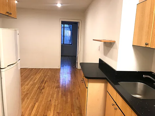 Rented by Avenues Real Estate | media 13
