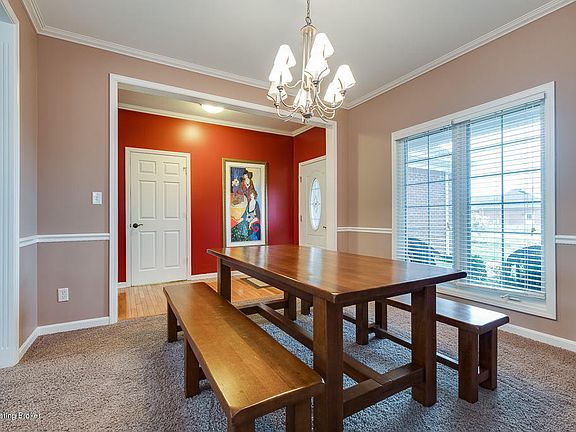 5th image of 377 Early Wyne Dr