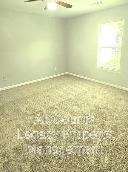 700 Rosehip Ln #A — Photo 4