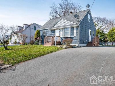 12 Jones Pl, Edison, NJ, 08817