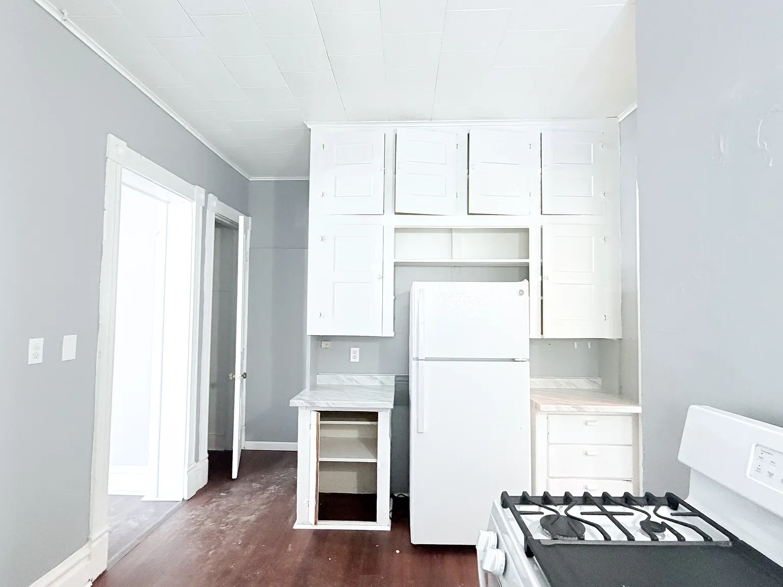 2 bed, $850 — Photo 3