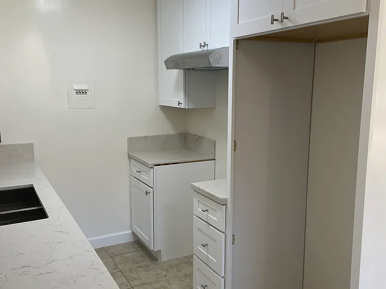 2230 San Anseline Ave #2 — Photo 5