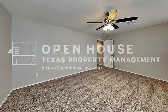 1304 Eagle Wing Ln — Photo 15