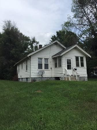 1st image of 2409 W Antoinette St
