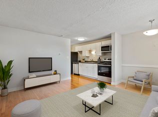 8 S Clarkson Street, Denver, CO 80209