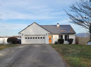 1244 Hitch Rd, Maryville, TN 37804