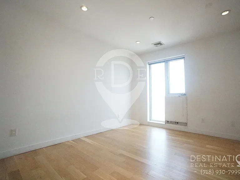 639 4th Ave #8D — Photo 20