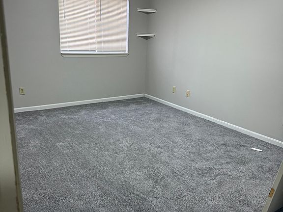 4th image of 1 Dale Hollow Dr #1
