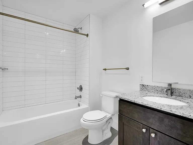 The Residences at Barnett — Photo 75