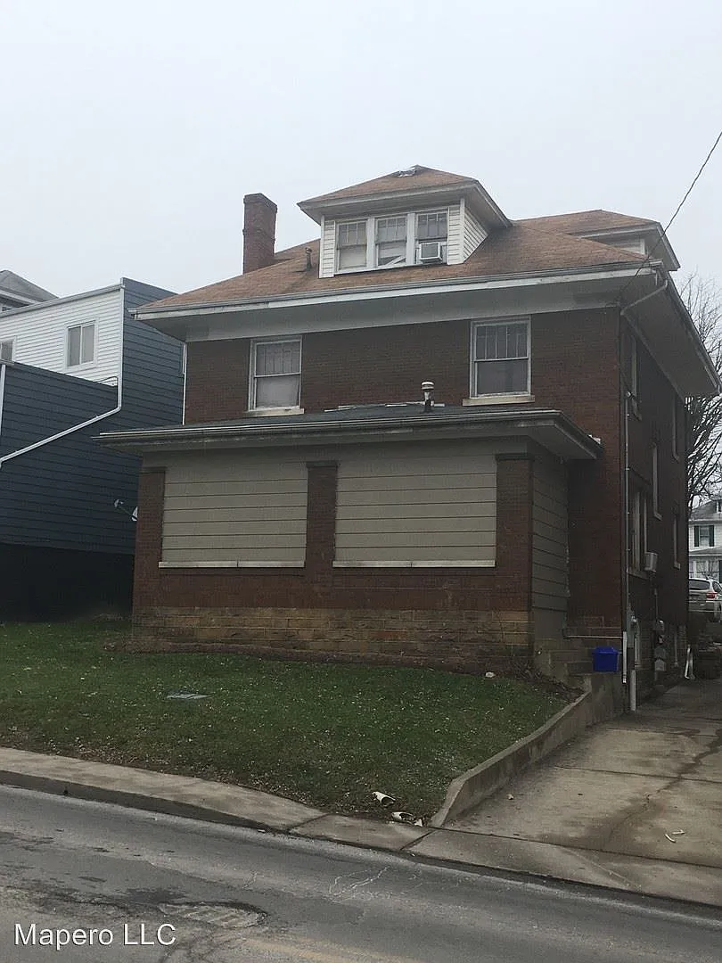 102 Holland Ave APT B photo 1