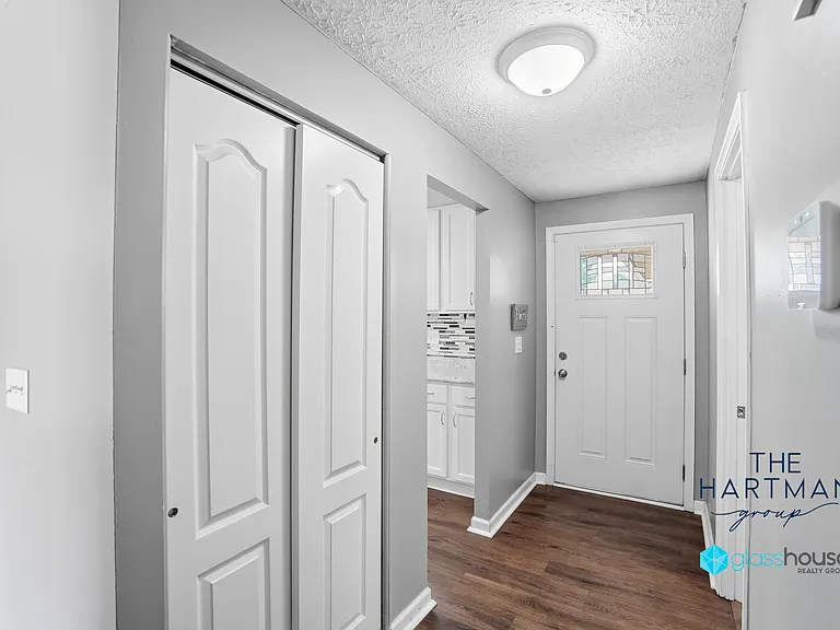 5455 Storck Dr — Photo 5