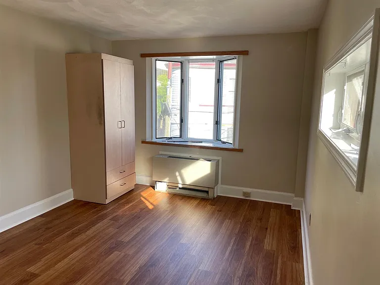 12 Mount Auburn St #12 — Photo 3