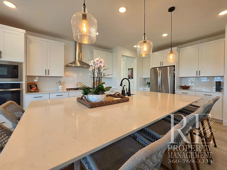 10607 Treasure Dr NW — Photo 7