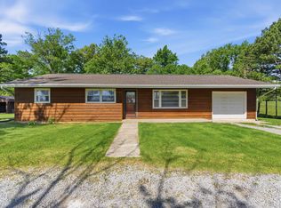 2585 Market Rd, Marion, IL 62959