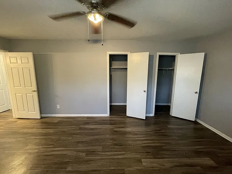 102 Club Dr — Photo 33