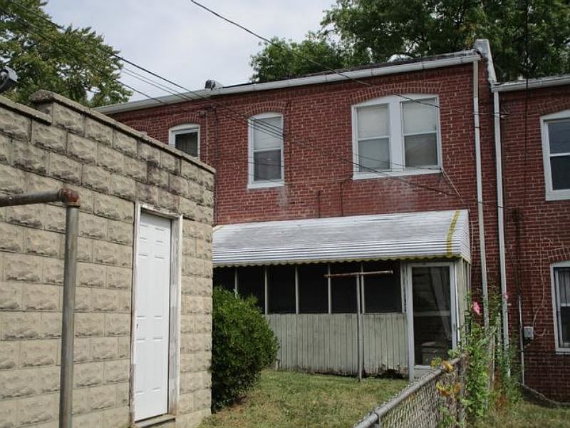 2nd image of 2516 N Longwood St