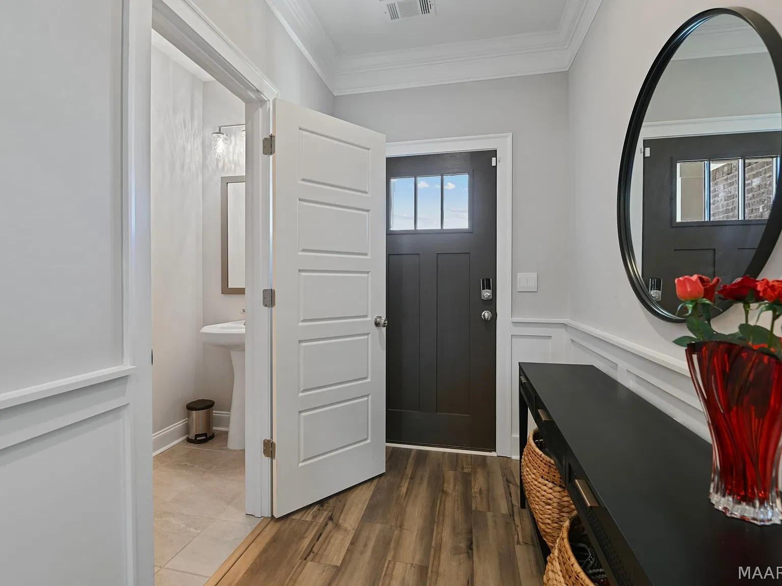 4 bed, 4.5 bath, 3054 sqft, $3,000 — Photo 3