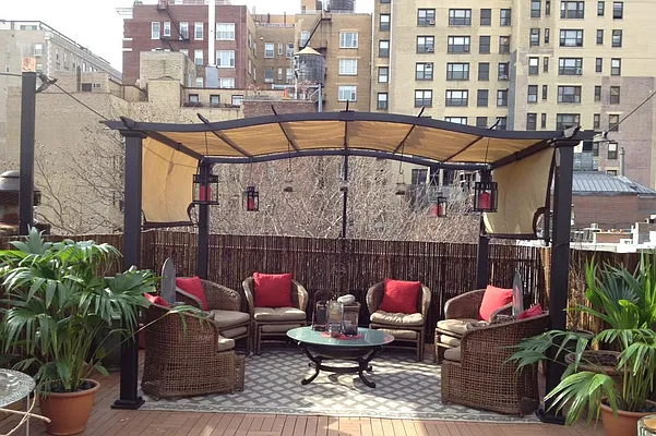 Sold by Corcoran | media 27