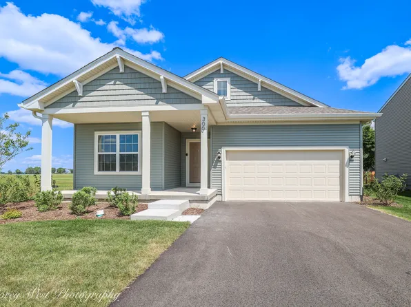 300 N Aspen Dr, Cortland, IL 60112