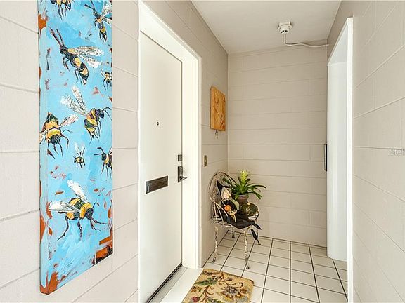 4th image of 311 E Morse Blvd APT 3-4