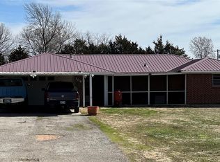 308 S Hickory St, Copan, OK 74022