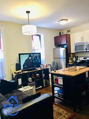 Rented by Blue Egg Realty Corp | media 2