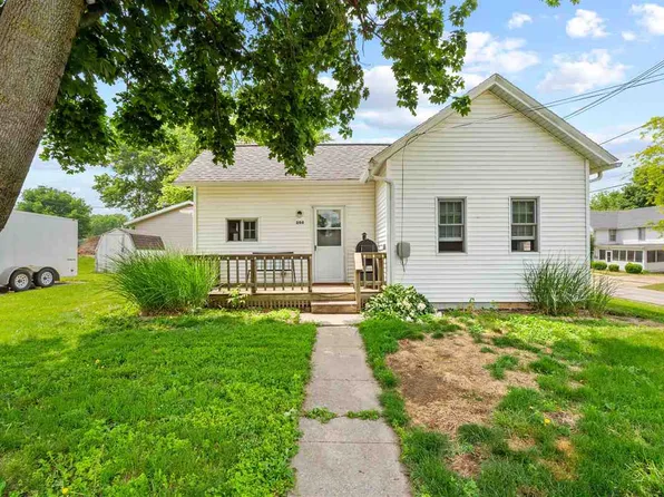 200 Court St, Williamsburg, IA 52361