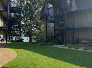 301 Riverbend Dr #301, Mobile, AL 36605