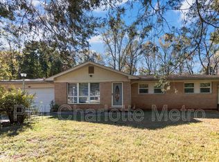 10707 Walkers Ferry Rd, Charlotte, NC 28278