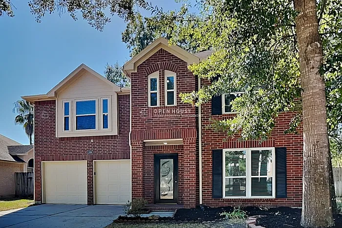 1306 Castlemist Dr