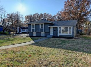 9916 Blue Ridge Blvd, Kansas City, MO 64134