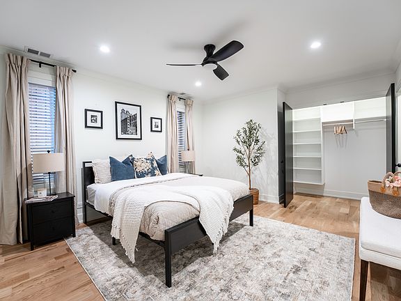 Floor 1 Ensuite Bedroom