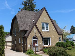 1806 28th St, Two Rivers, WI 54241