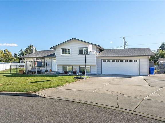 4th image of 14404 E Mission Ct