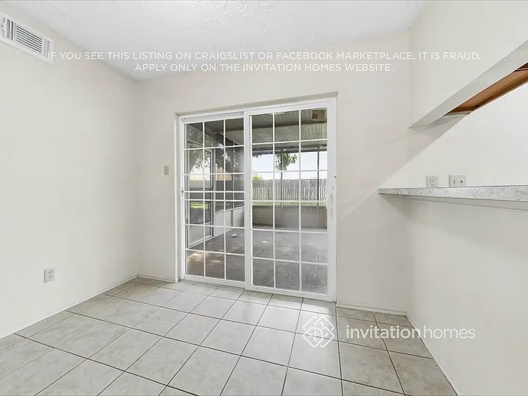 10514 Wayward Wind Ln — Photo 9