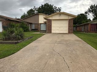 250 Windsor Way, Midwest City, OK 73110