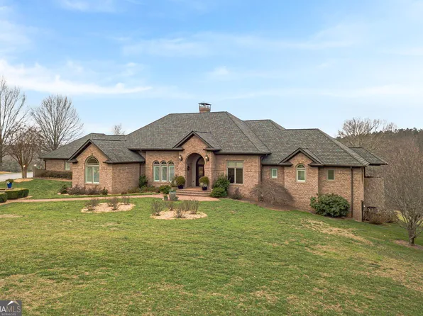 1398 Annandale Dr, Clarkesville, GA 30523