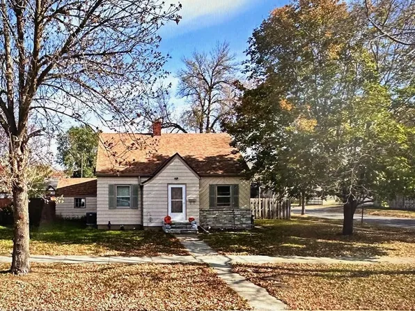 1102 10th Ave N, Saint Cloud, MN 56303